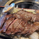 炭火焼肉 米沢亭 - 