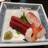 おたる政寿司 本店 - 刺身（まぐろ、えび、ヒラメ）