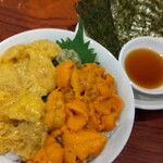 灼味噌らーめん 八堂八 - 北海道小樽産
      ミョウバン不使用無添加
      塩水生ウニ赤白食べ比べ 1500円
      ※フォロワー限定4(土)5(日)両日10食限り