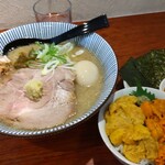 灼味噌らーめん 八堂八 - 北海道小樽産
            ミョウバン不使用無添加
            塩水生ウニ赤白食べ比べ 1500円
            ※フォロワー限定4(土)5(日)両日10食限り、味玉味噌らーめん 950円