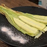 トリワイン ＰＩＫＯＳＨＨＨＵ - ヤングコーンのロースト