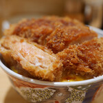 日本橋とんかつ 一 - 凄いボリューム　　220g