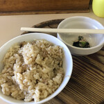 支那そば心麺 - チャーシュー飯（小）、230円。
