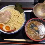 三田製麺所 - つけ麺の特盛り、三田盛りトッピング