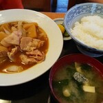 寿美吉 - 肉じゃが定食