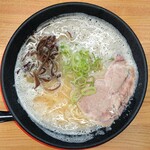 Hakata Tonkotsu Ramen Izumiya - ラーメン ¥780