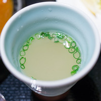 博多華味鳥 銀座4丁目店 - "手羽元カレー"に付く、水たきスープ