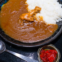 博多華味鳥 銀座4丁目店 - 手羽元が1本入った"手羽元カレー"