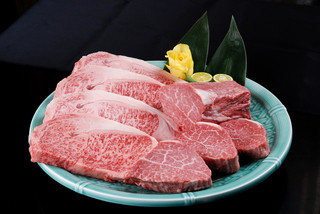 Yakiniku Hana - 品質の良さはお肉を見ていただければ一目瞭然！