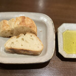 Aregurokomburio - 自家製トスカーナパン