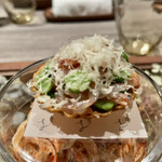 ラチュレ - 駿河湾桜海老と薄いえんどう豆のタルトレット