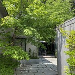 Emboca Karuizawa - Entrance – The opposite side of the first photo