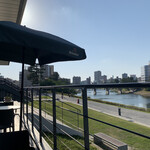 Light Cafe Riverside Garden - 