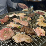 Yakiniku Horumon Kanaiya - 