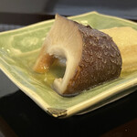 割烹 新多久 - この高野豆腐は戻しに技が光ります！蕩ける食感が堪りません‼︎