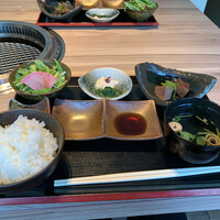 柳橋焼にく わにく - 