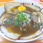 中華そば小肉玉入り700円