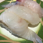 回転寿司やまと - 地魚三貫（470円）