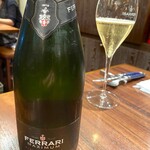 トラットリアビコローレヨコハマ - 