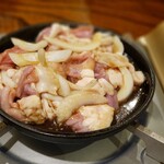 居酒屋 縁 - 料理写真:特選豚ホルモン焼き