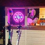 東京ガーリックシュリンプ - 外観