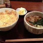 あら玉 - 卵丼と温蕎麦