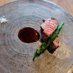 sio - 予約のときはbeefって書いてあったけれどラムでしたね～美味しかったから問題ないし普段おうちではあまり扱わないし、仕入れや素材の状況で変更入るのはよくありますものね