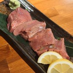 炭火焼肉ぐら - ぐらの牛たん2080円