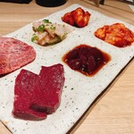 Kurogewagyu yakiniku satsuma ushinokura - 