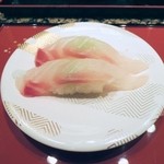 茜屋 すしぎん - 大分産天然もの真鯛　雑味の無い味わいでした。皮目の無いのは残念でした。