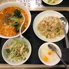 萬新菜館 - タンタン麺＋五目チャーハン