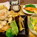 ハチミツボタン - 