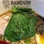 Ramen Sanpachi - 葉物野菜