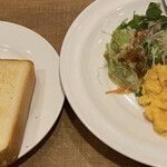 ガスト - 料理写真:スクランブルエッグセット