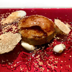 エクアトゥール - フォアグラのカラメリゼ 馬鈴薯のピューレ ほおづき トリュフ