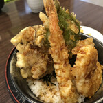 Tenjun - 活ホタテとエビの天丼(単品)1050円