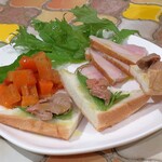 トリワイン ＰＩＫＯＳＨＨＨＵ - 前菜３種盛り