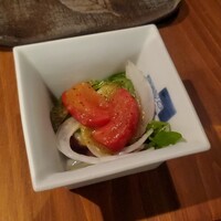 十二社通り 地鶏焼とりや - サラダ