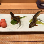 御料理 まつ山 - ・長野県 天竜川産 稚鮎、蓼酢、胡瓜のソース、西瓜