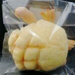 万葉・おおひら館 - かめろんパン