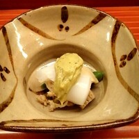 懐石 円相 - 先付け 小田原産アオリイカと北寄貝　大徳寺麩　木の芽味噌