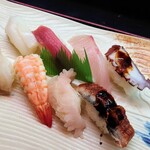 松寿司 - 令和4年6月
にぎり1人前 1040円