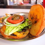 ティーズスターダイナー - 『クラシックチーズバーガー』850円の「セット」(+300円)