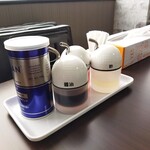 中華料理 桃菜 - テーブルの上