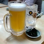 夢乃家 - 生ビールとお通しワカメ