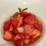 フランス料理 イイザカ - 