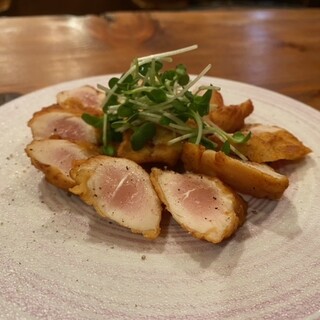 朝引き鶏のレアから揚げ