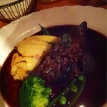 テート・ア・テート - 牛ほっぺ肉の赤ワイン煮込み