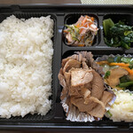 Vivo - 豚肉の和風しょうゆ焼き、粉吹きじゃがも、まいう〜(〃ω〃)