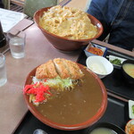 Fuji - カツカレー（大）+肉丼（デカ盛り）